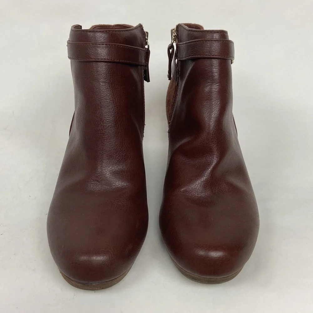 Dr. Scholls Cool Fit Memory Foam Double Vegan Leather Faux Suede Wedge Bootie